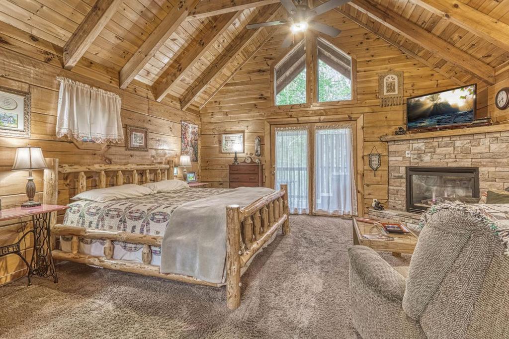 Mountain Eden, Hot Tub, Resort Pool, Wifi, 1089 Free Tickets Each Paid Day, Dollywood And More Гатлинбург Экстерьер фото